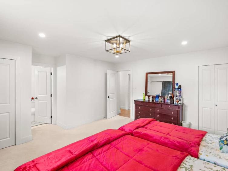 1106 Duthie Avenue, Burnaby, BC, V5A 2R4 - 10