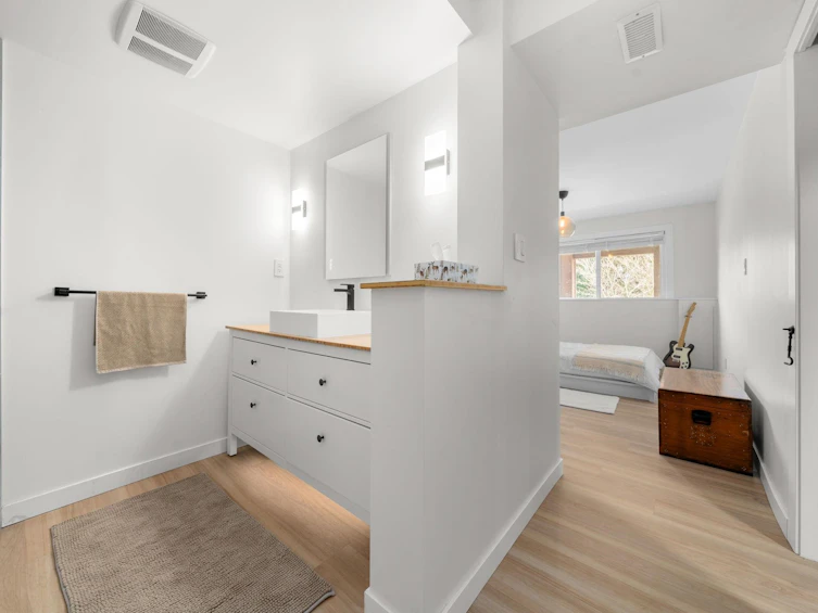4515 Meadowbank Close, North Vancouver, BC, V7K 2L1 - 23