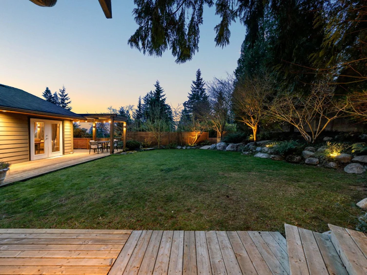 4515 Meadowbank Close, North Vancouver, BC, V7K 2L1 - 38