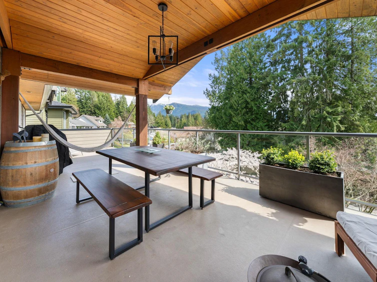 4515 Meadowbank Close, North Vancouver, BC, V7K 2L1 - 31