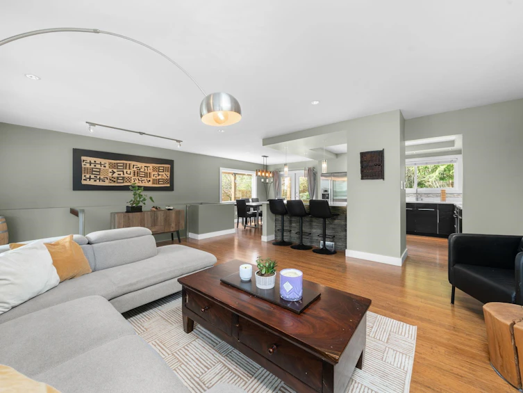 4515 Meadowbank Close, North Vancouver, BC, V7K 2L1 - 7