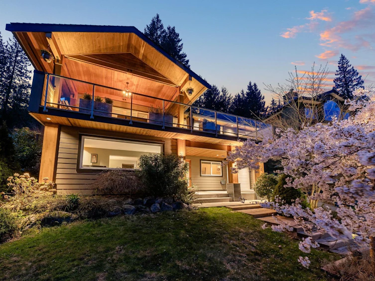 4515 Meadowbank Close, North Vancouver, BC, V7K 2L1 - 4