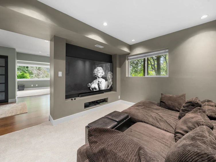 4515 Meadowbank Close, North Vancouver, BC, V7K 2L1 - 21