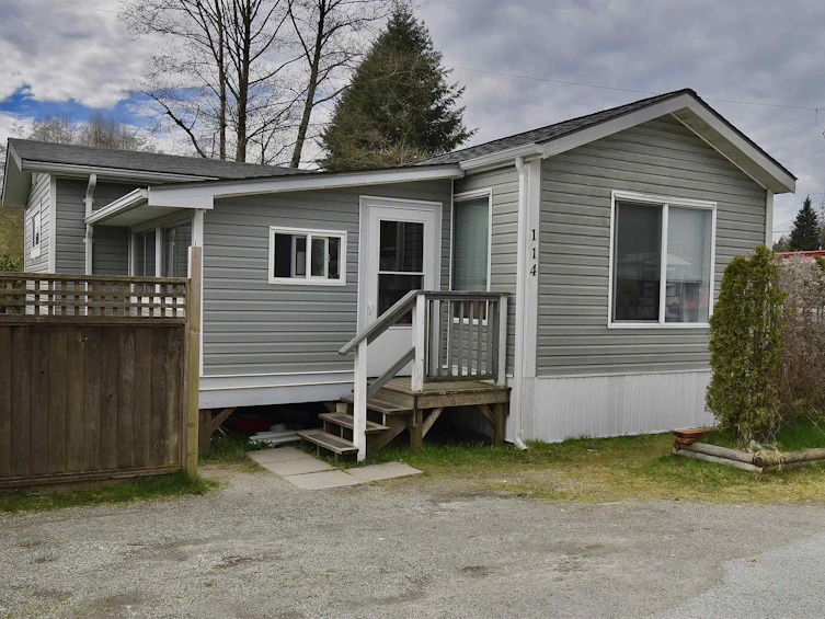 114-1413 Sunshine Coast Highway, Gibsons, BC, V0N 1V5