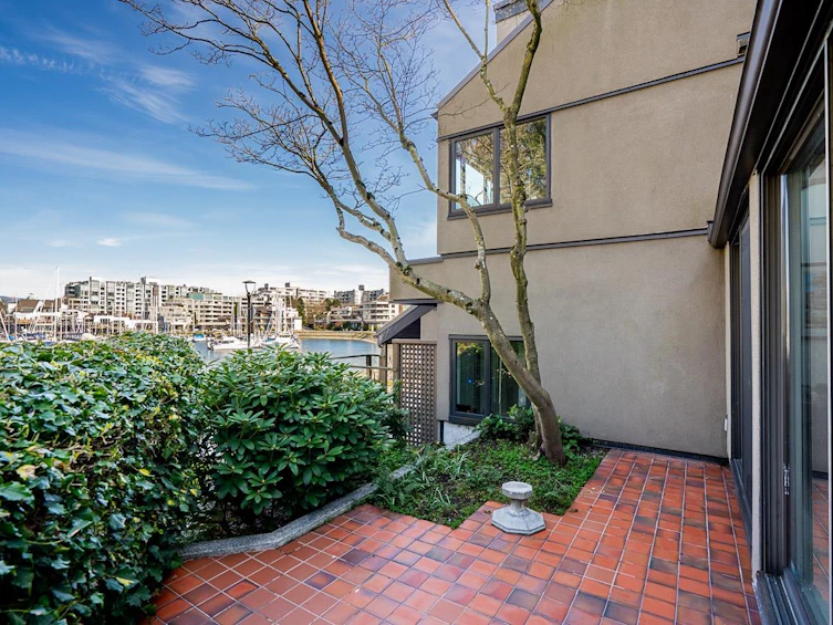 836 Millbank, Vancouver, BC, V5Z 3Z4 - 12