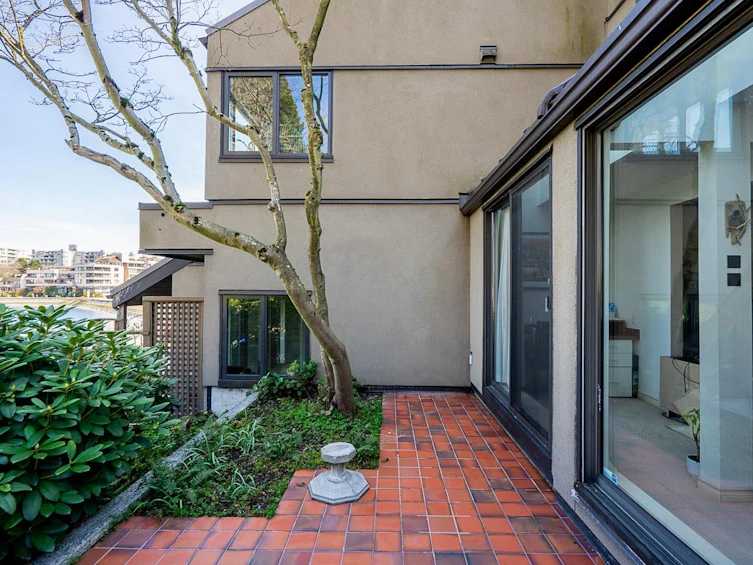 836 Millbank, Vancouver, BC, V5Z 3Z4 - 11