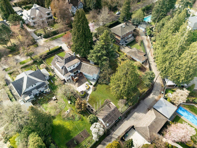 1749 W 38th Avenue, Vancouver, BC, V6M 1R7 - 36