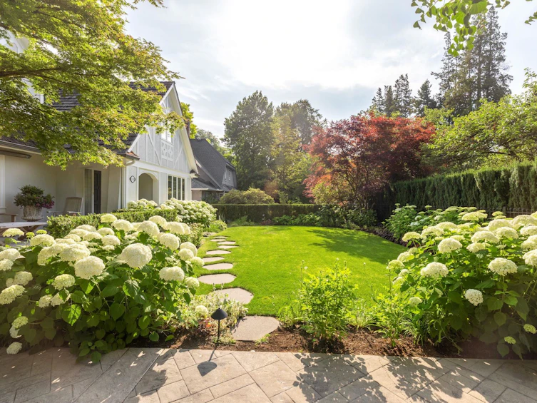 1749 W 38th Avenue, Vancouver, BC, V6M 1R7 - 2