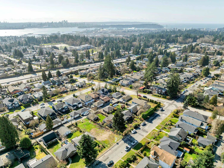 241 W 27th Street, North Vancouver, BC, V7N 2H2 - 7