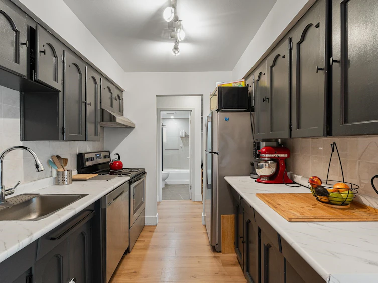 105-175 E 5th Street, North Vancouver, BC, V7L 1L3 - 5