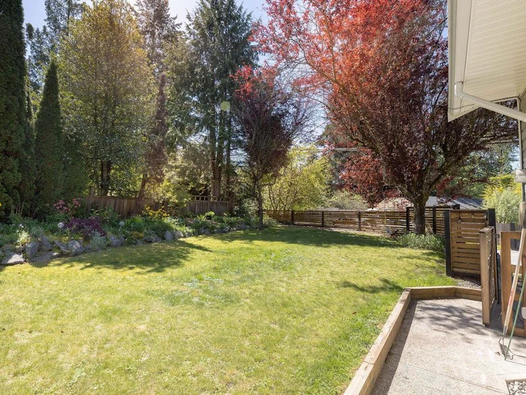 5700 Trident Avenue, Sechelt, BC, V0N 3A0 - 31