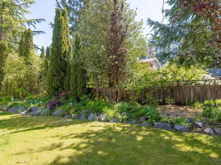 5700 Trident Avenue, Sechelt, BC, V0N 3A0 - 32
