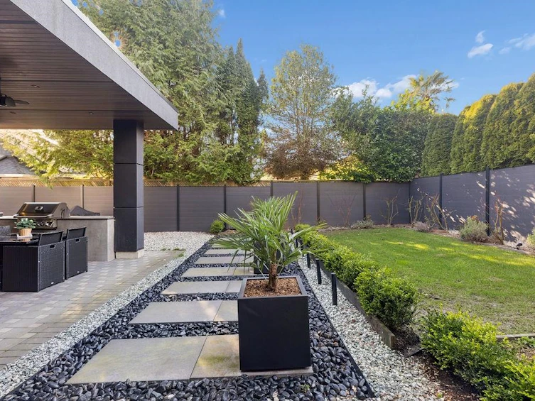 1200 Bedford Court, North Vancouver, BC, V7R 1L2 - 37