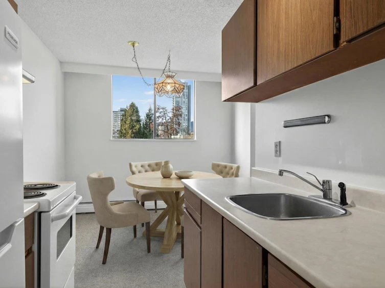 203-145 St. Georges Avenue, North Vancouver, BC, V7L 3G8 - 6