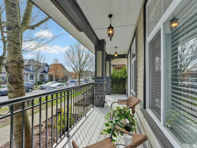 7071 195a Street - 2