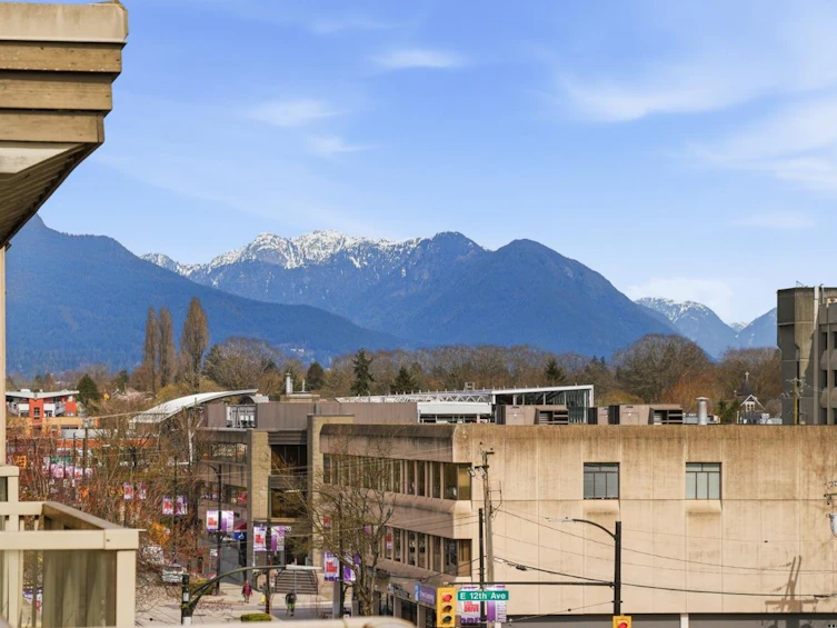 PH-8-1689 E 13th Avenue, Vancouver, BC, V5N 0A5 - 27