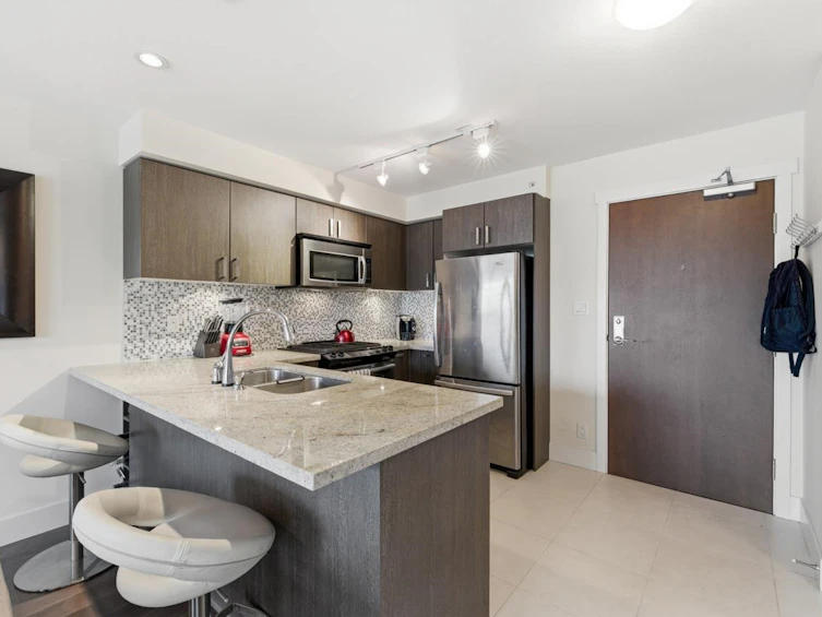 PH-8-1689 E 13th Avenue, Vancouver, BC, V5N 0A5 - 12