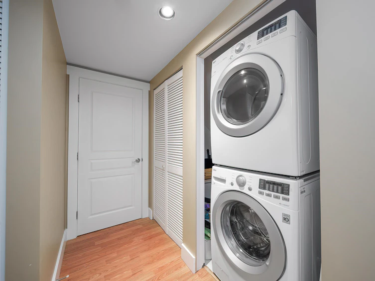 2862 W 22nd Avenue, Vancouver, BC, V6L 1M6 - 9