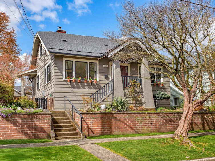 1515 Edinburgh Street, New Westminster, BC, V3M 2W5 - 2