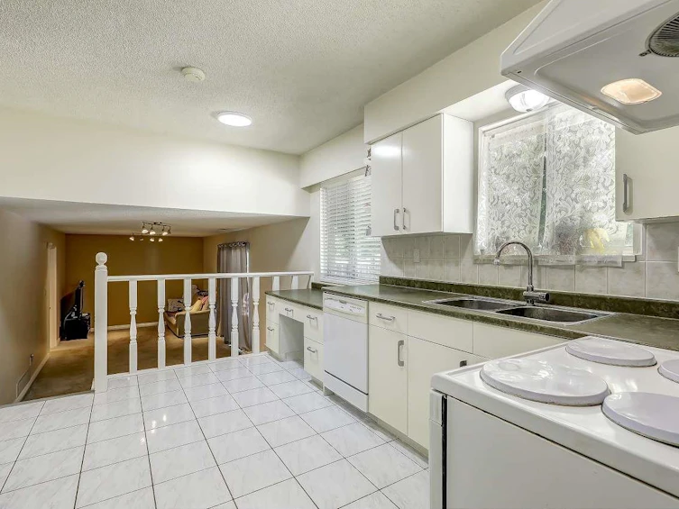 6280 Yeats Crescent, Richmond, BC, V7E 4C9 - 10