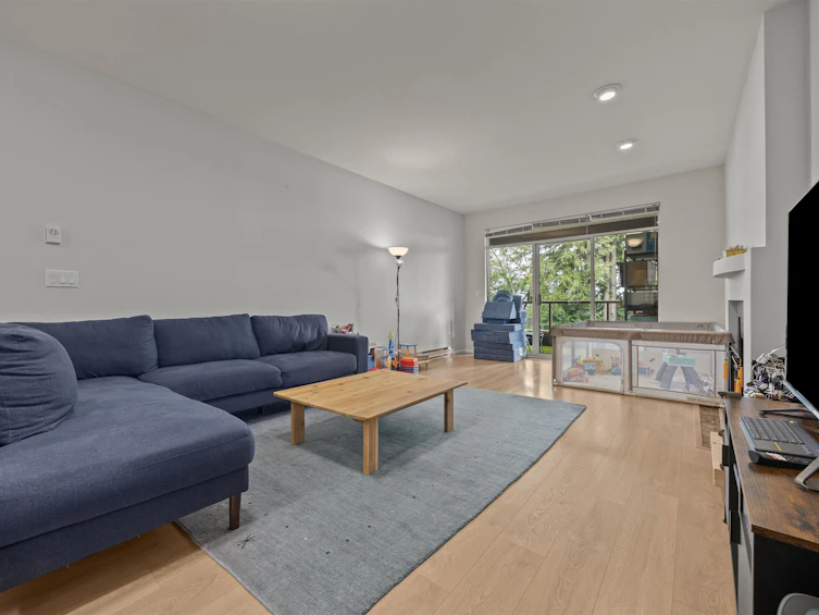 207-4951 Sanders Street, Burnaby, BC, V5H 1S8 - 6