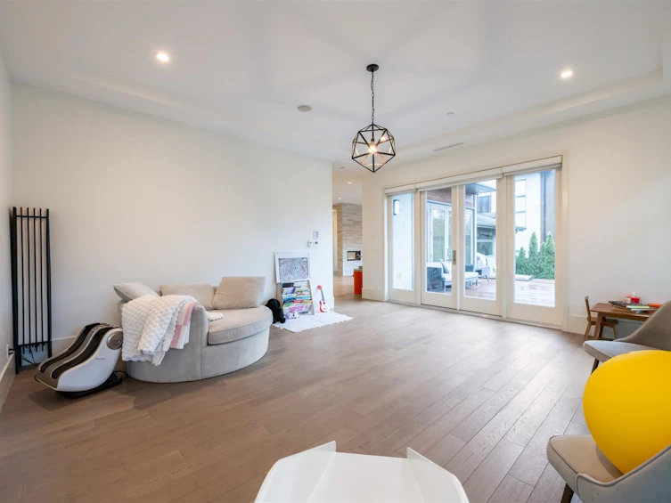6109 Highbury Street, Vancouver, BC, V6N 1Z2 - 10