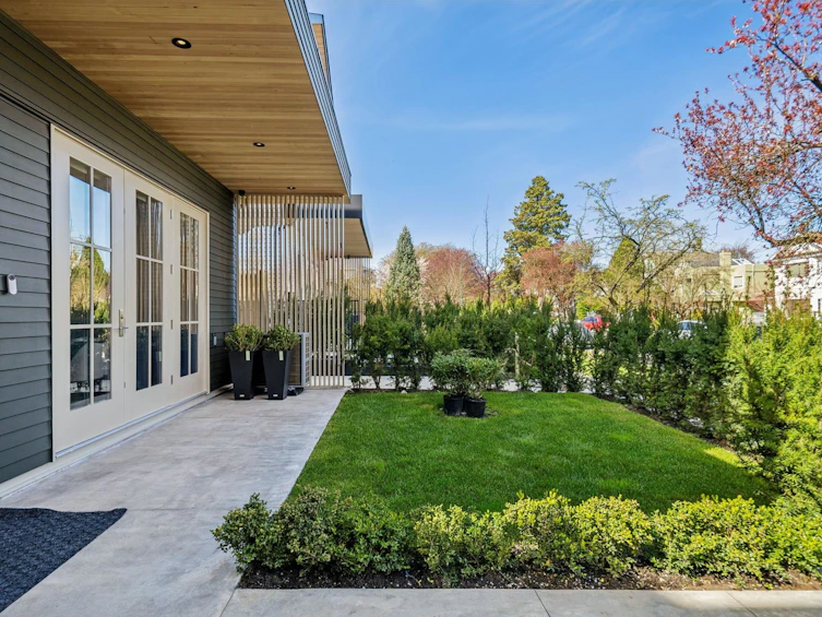 1-3642 W 20th Avenue, Vancouver, BC, V6S 1E8 - 3