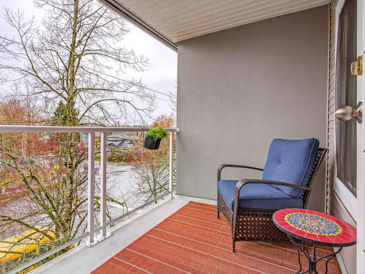 309-8976 208 Street, Langley, BC, V1M 2Y8 - 8