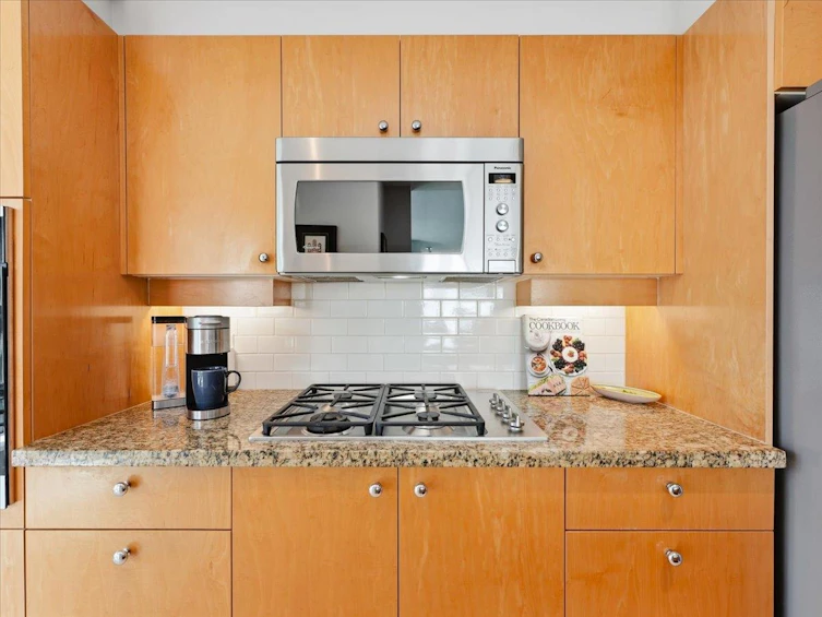 202-1790 Bayshore Drive, Vancouver, BC, V6G 3G5 - 12