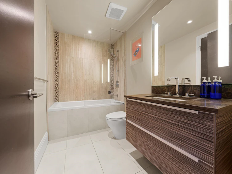 205-2035 W 4th Avenue, Vancouver, BC, V6J 1N3 - 13