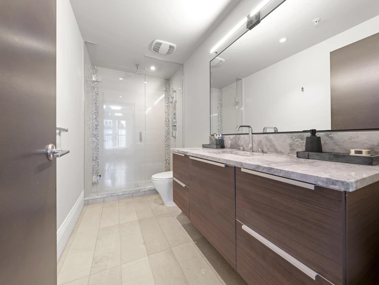 205-2035 W 4th Avenue, Vancouver, BC, V6J 1N3 - 9