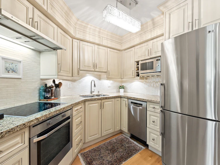 203-1125 Gilford Street, Vancouver, BC, V6G 2P7 - 7