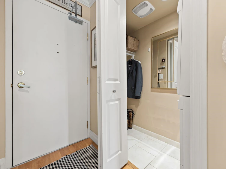 203-1125 Gilford Street, Vancouver, BC, V6G 2P7 - 18