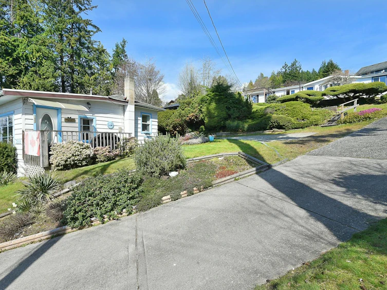 5218 Sunshine Coast Highway, Sechelt, BC, V7Z 0C1 - 24