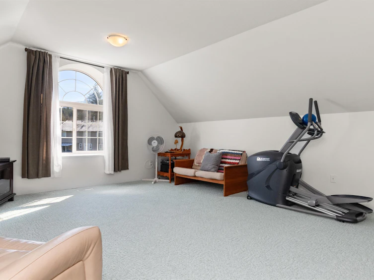 20947 Mt Hope Road, Hope, BC, V0X 1L1 - 26