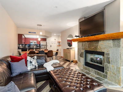 102-4821 Spearhead Drive - 4