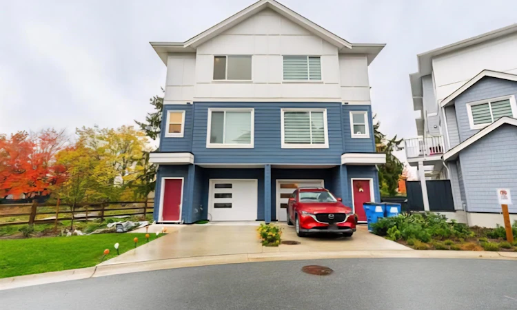 23-19330 Fairway Drive