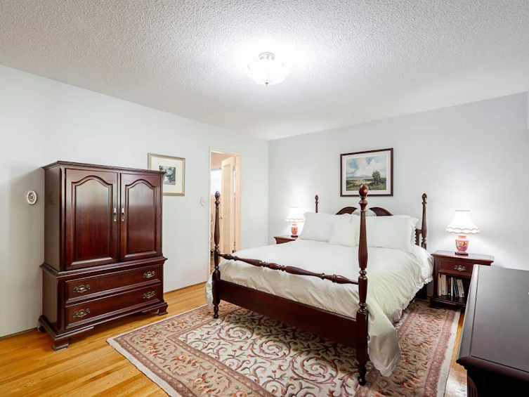 4651 Valley Road, North Vancouver, BC, V7K 2M1 - 22