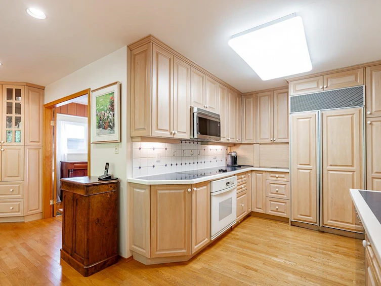 4651 Valley Road, North Vancouver, BC, V7K 2M1 - 20