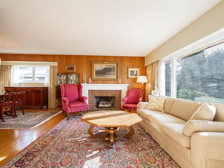 4651 Valley Road, North Vancouver, BC, V7K 2M1 - 5