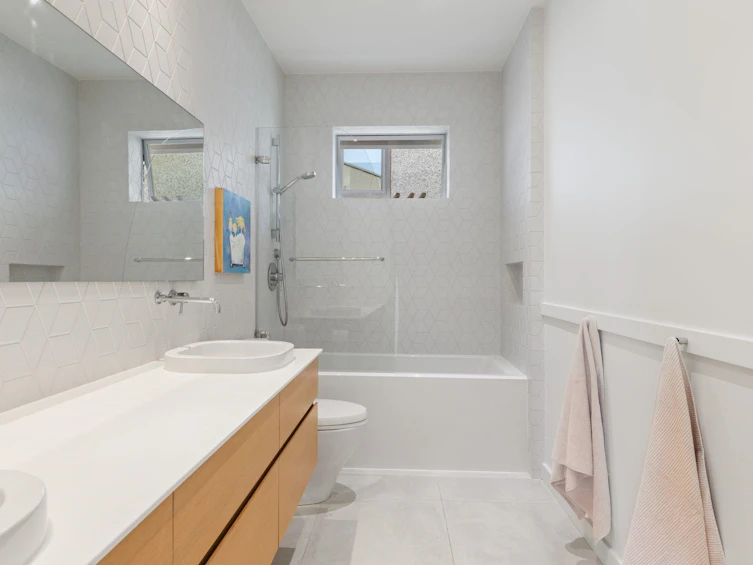 3156 W 13th Avenue, Vancouver, BC, V6K 2V3 - 19