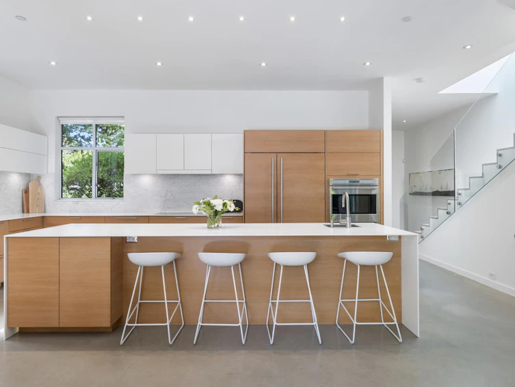 3156 W 13th Avenue, Vancouver, BC, V6K 2V3 - 2