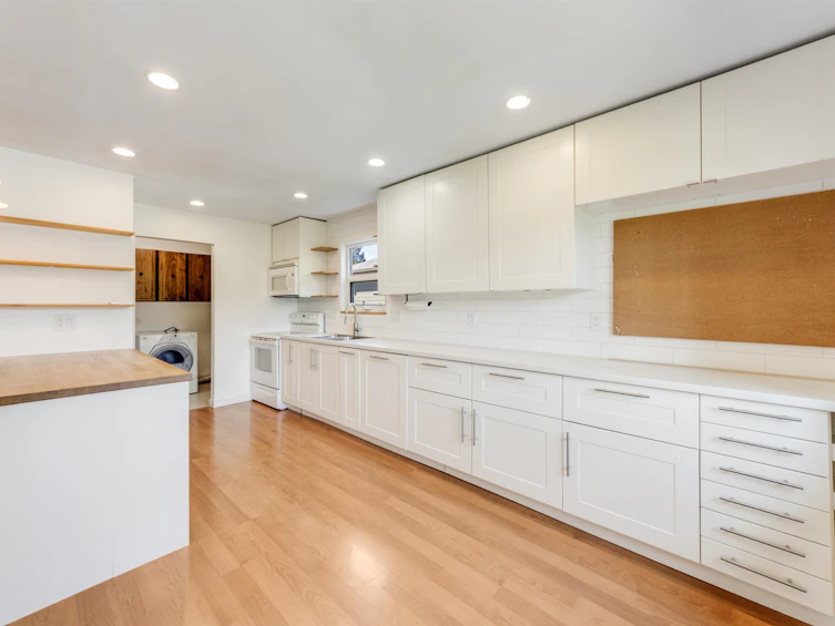2974 Fleming Avenue, Coquitlam, BC, V3C 4S3 - 5
