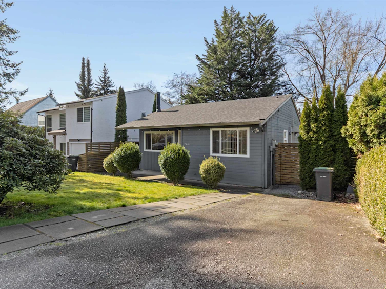 2974 Fleming Avenue, Coquitlam, BC, V3C 4S3 - 17