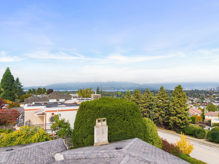 4275 Quesnel Drive, Vancouver, BC, V6L 2X5 - 2