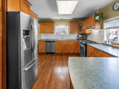 32622 Egglestone Avenue - 3