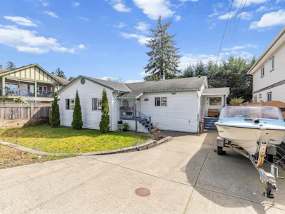 32622 Egglestone Avenue - 2