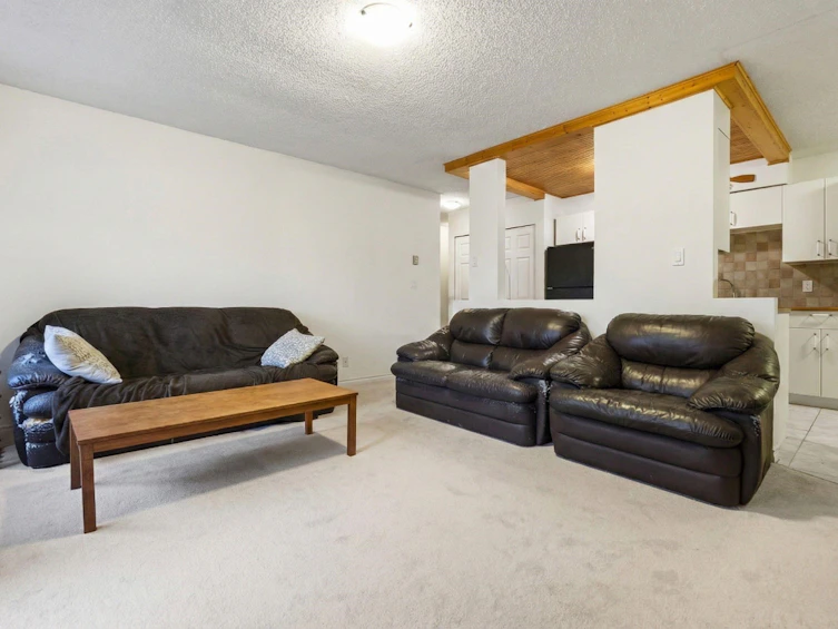 2207-10620 150 Street, Surrey, BC, V3R 7K3 - 5