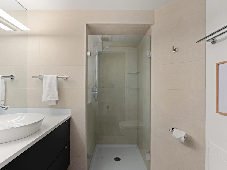 201-2238 W 2nd Avenue, Vancouver, BC, V6K 1H9 - 17