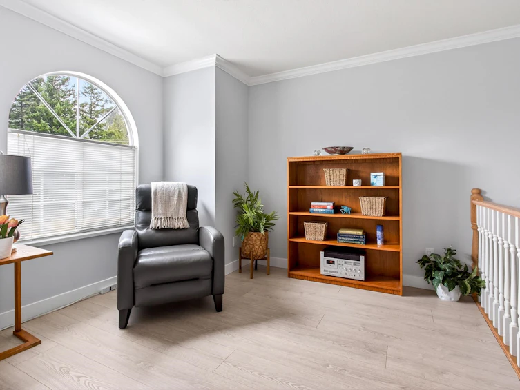 12724 28 Avenue, Surrey, BC, V4A 2P4 - 12